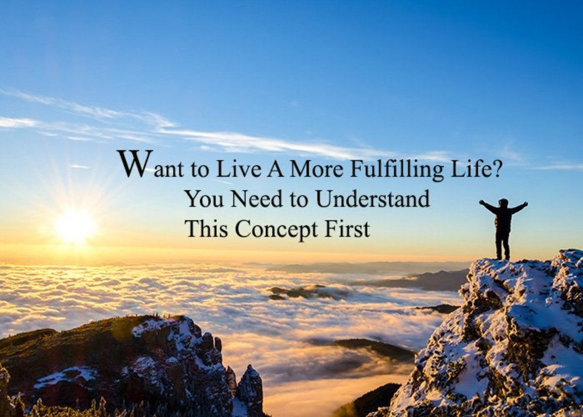 LIVING A HAPPY AND FULFILLING LIFE !
